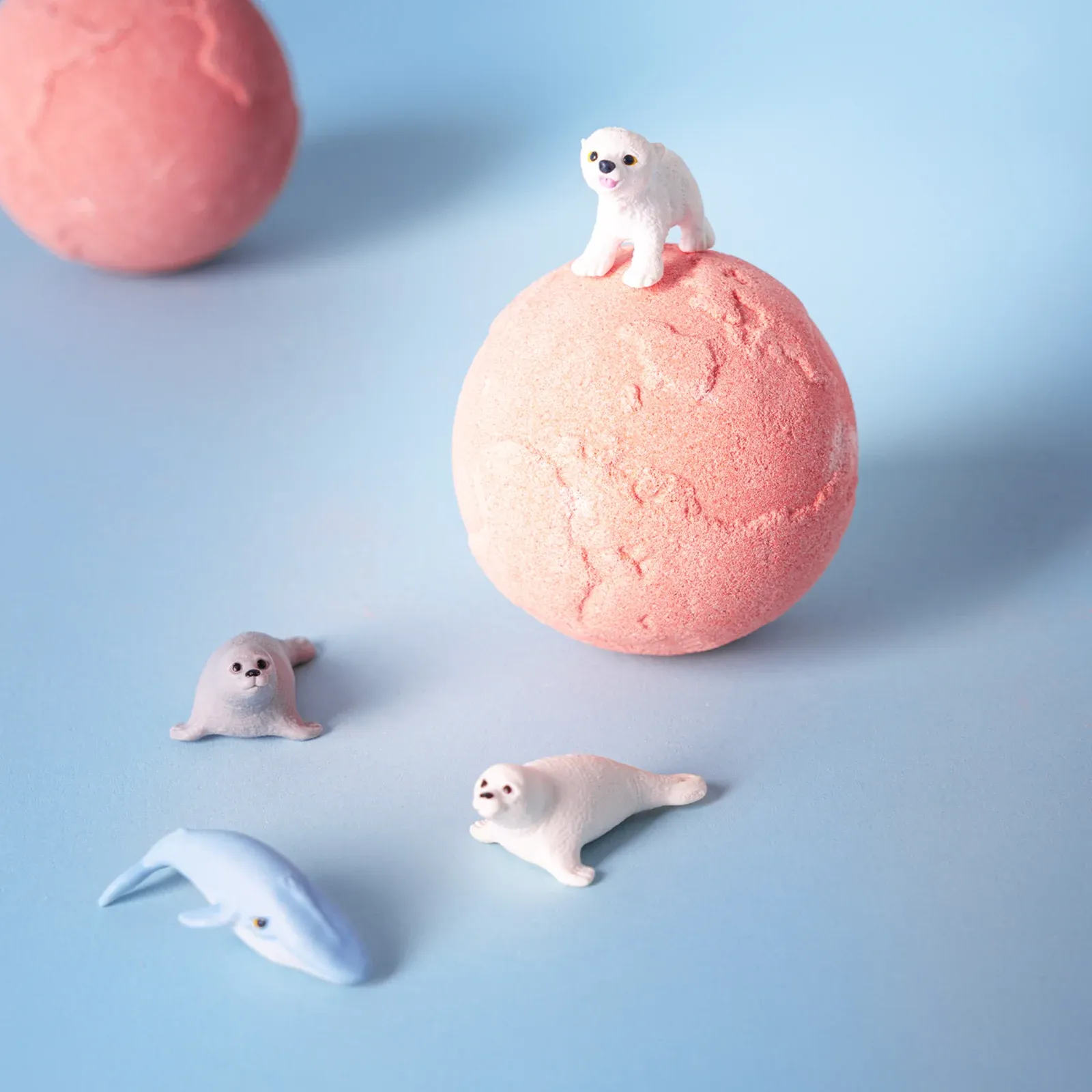 Weltretterbande Badekugel mit Sammelfiguren