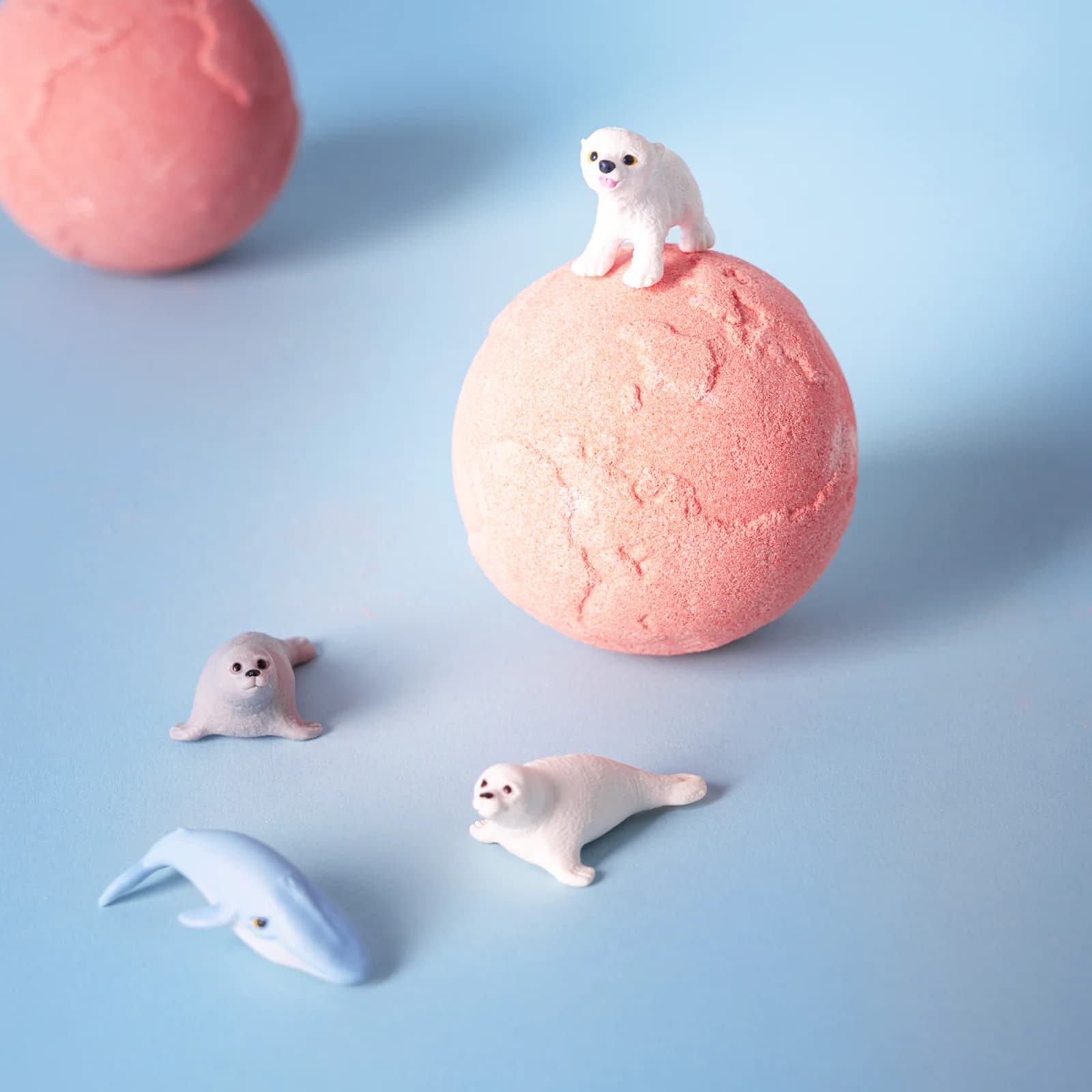 Weltretterbande Badekugel mit Sammelfiguren