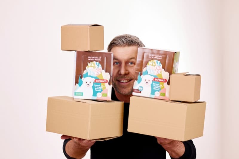 Miles Scharfschwerdt — Rückseite